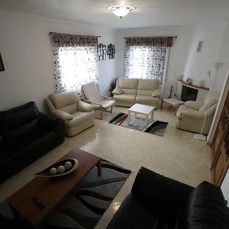 Papoa House * Peniche