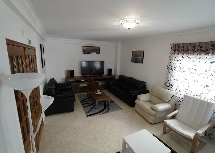 Papoa House Hostel *